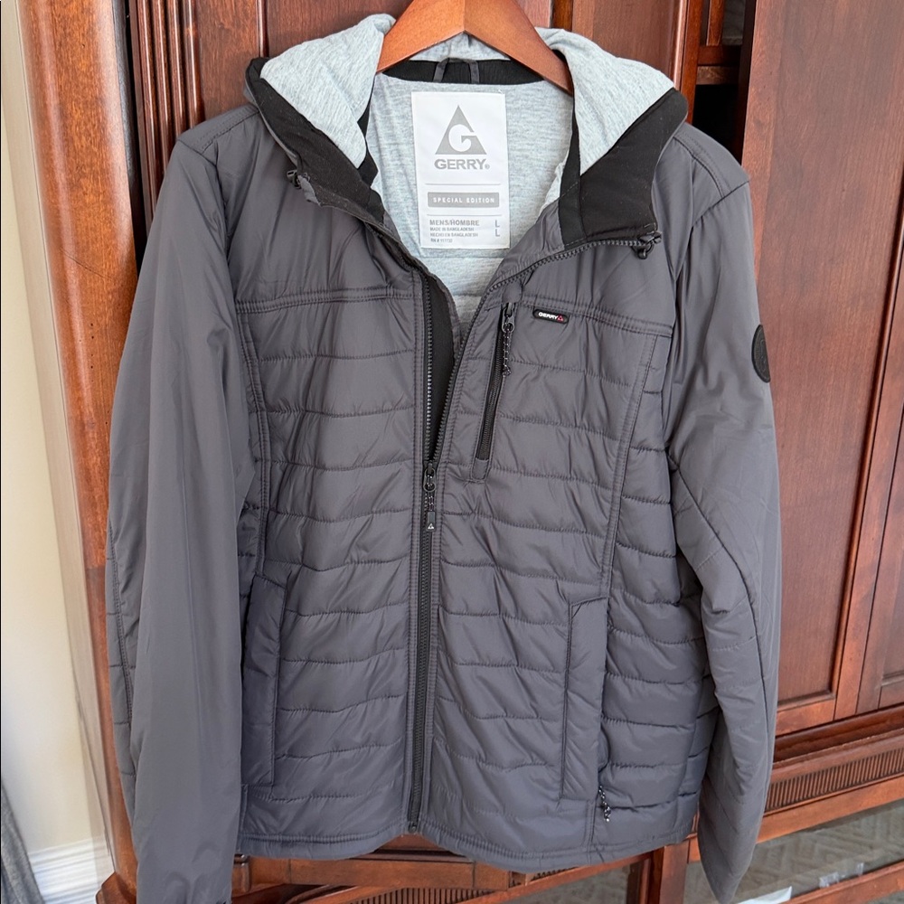 NWOT-Men’s Gerry Puffer Jacket